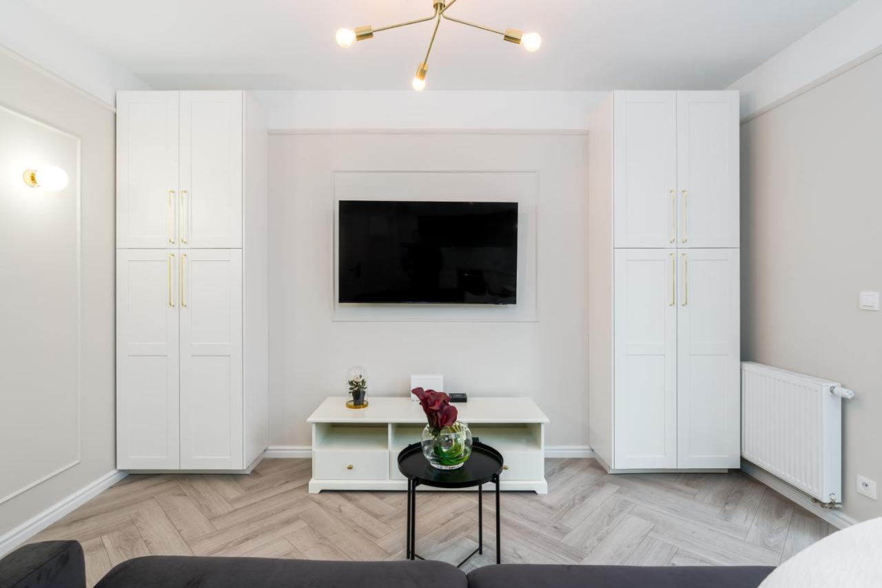 Modern Studio Apartments Poznan City Center By Noclegi Renters Ngoại thất bức ảnh