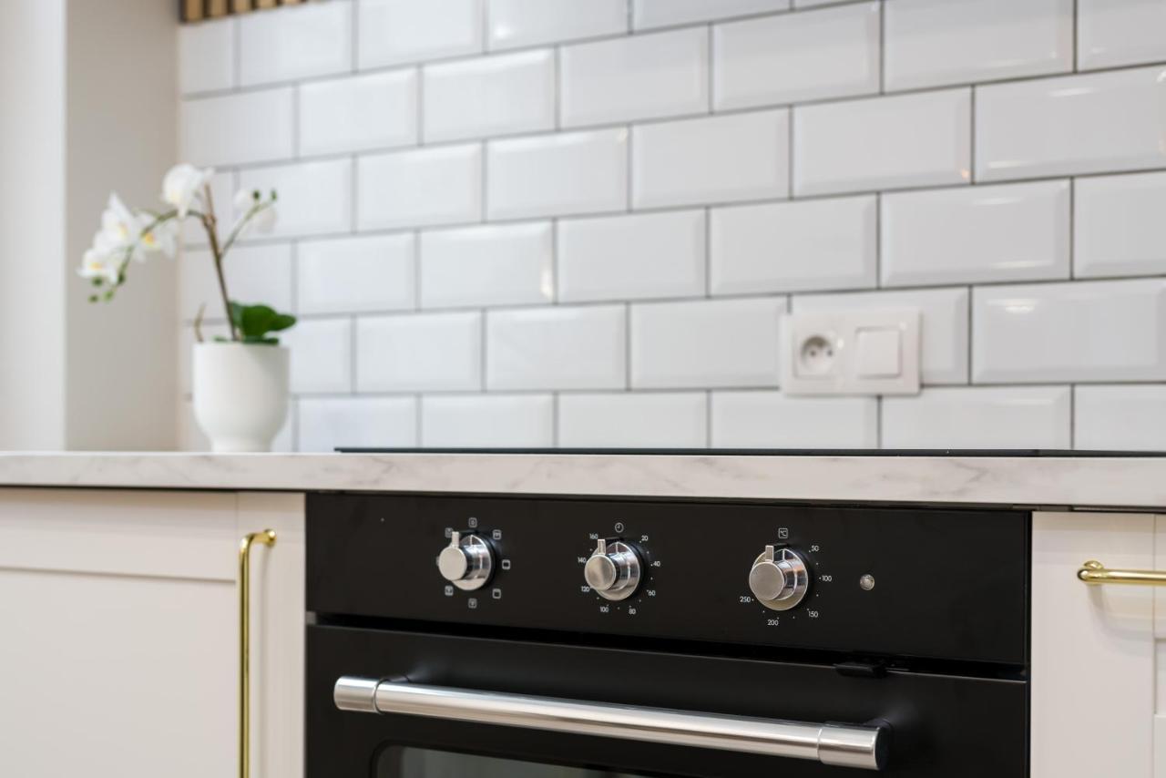 Modern Studio Apartments Poznan City Center By Noclegi Renters Ngoại thất bức ảnh