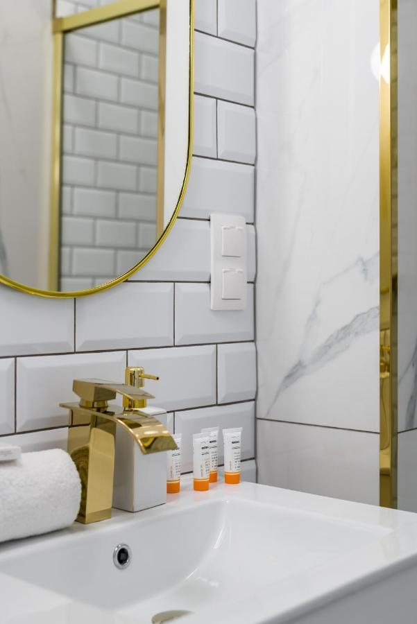 Modern Studio Apartments Poznan City Center By Noclegi Renters Ngoại thất bức ảnh